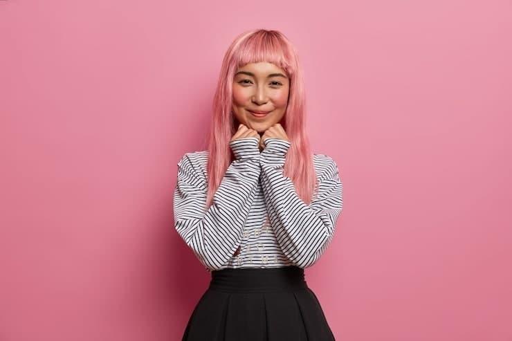 does brad pitt wear a wig — celebrity stylists and insiders answer the rumor with facts