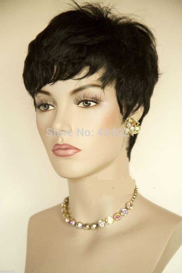 Explained why did colonial men wear wigs and how they reflected fashion hygiene and social status