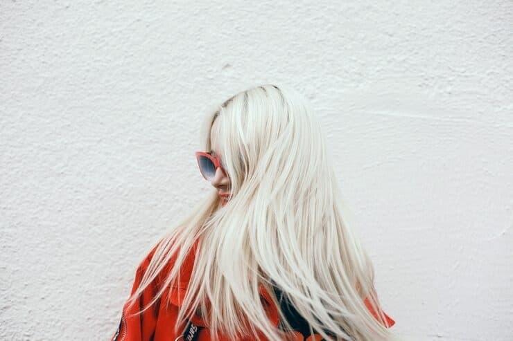 Everything You Need to Know about how long can you wear a wig and tips for safe extended use