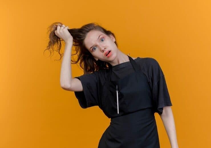 Honey Blonde Wig with Brown Roots Styling Tips for a Natural Sun Kissed Look