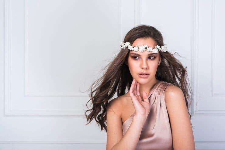 8 Simple Styling Hacks on how to make a wig look better for a flawless natural finish